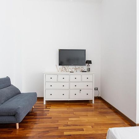 Guesthost - Cosy Apt Close To Piazza Insubria มิลาน ภายนอก รูปภาพ